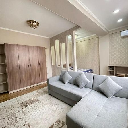 Rent Home Kg На Манаса Боконбаева Bishkek Exterior photo